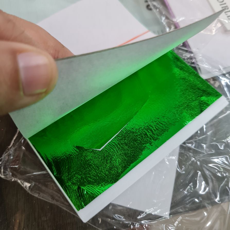 FOIL GREEN