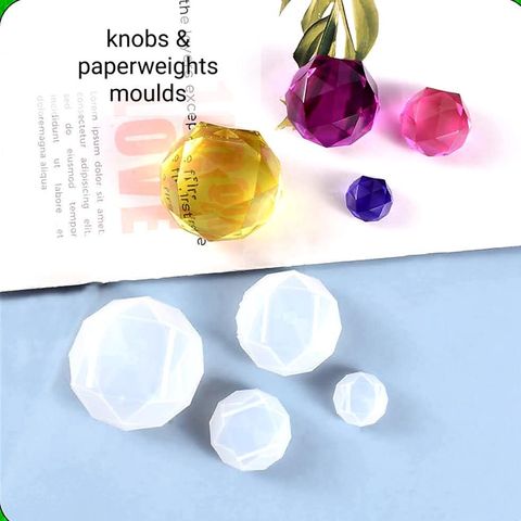 PAPER WEIGHT & KNOBS SET