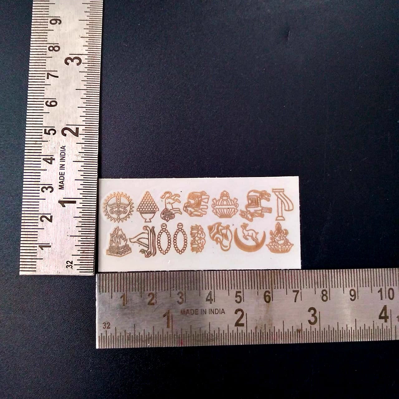 Metal stickers 14 Swapna 1cm