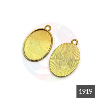 Golden Oval Pendant Bezel With Base