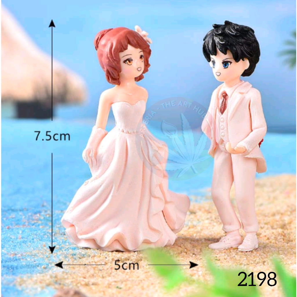 Couple Miniature-  MTRC338