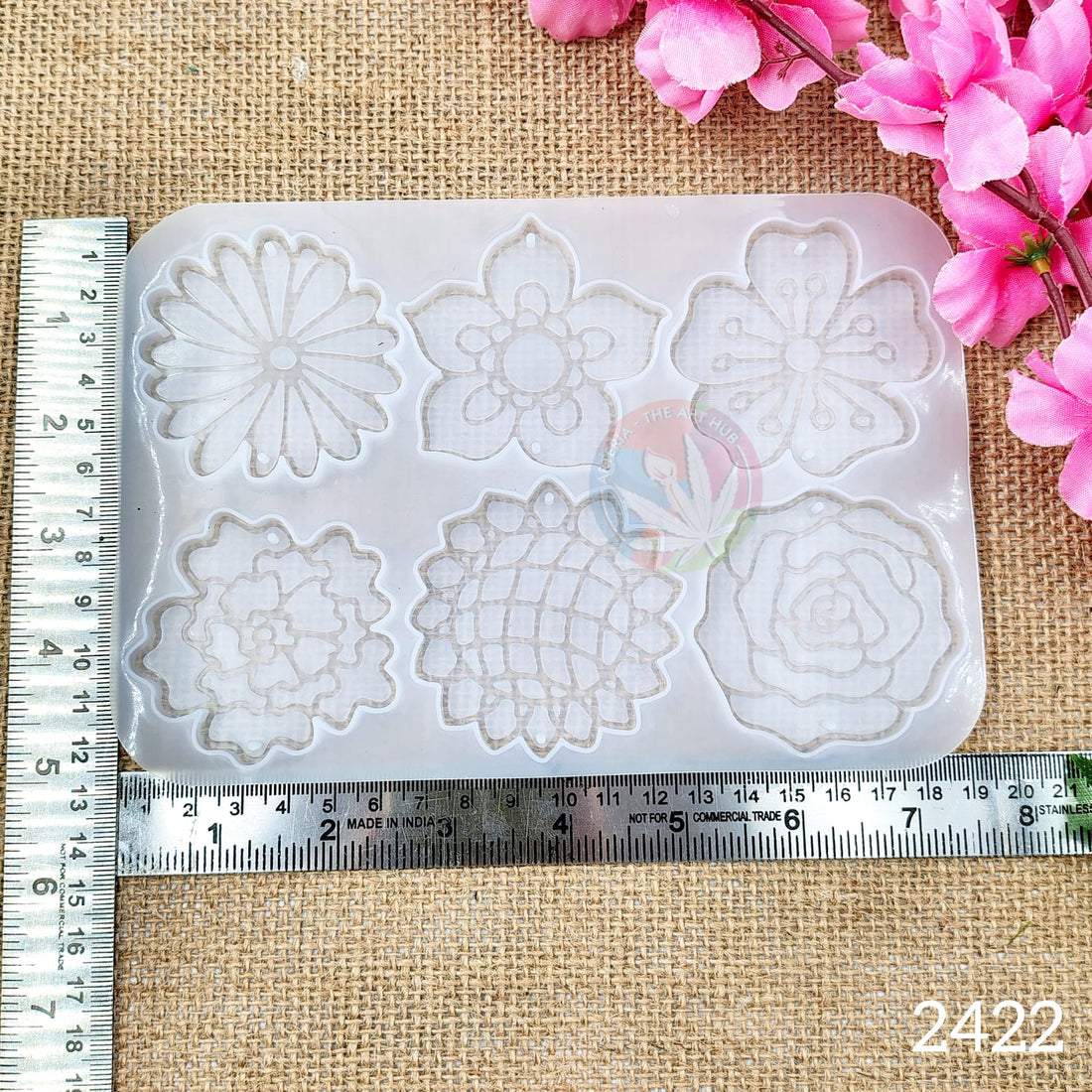 6 cavity floral keychain & pendant mould