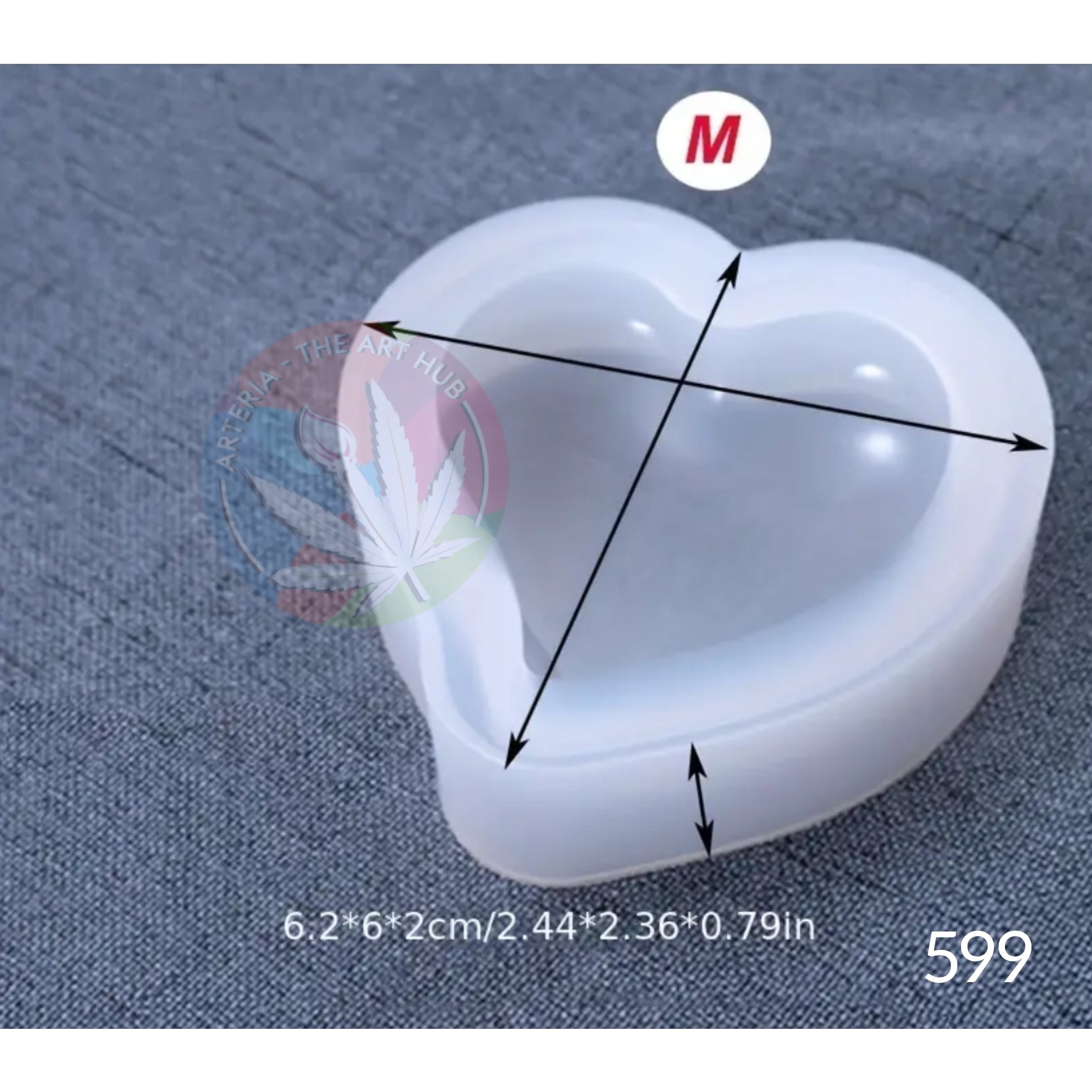 2 in 1 Curved Heart Matte Tea Light Holder Medium