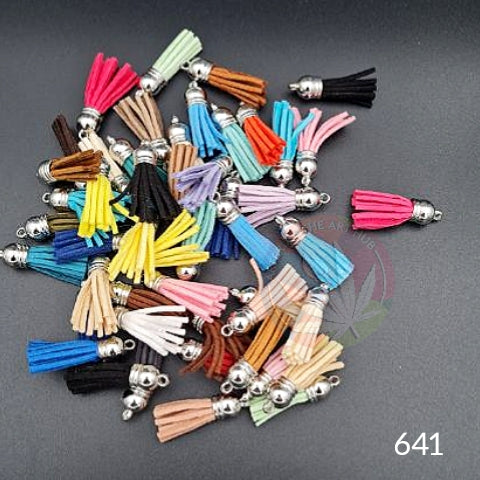 Mixed colur tassels Silver Cap