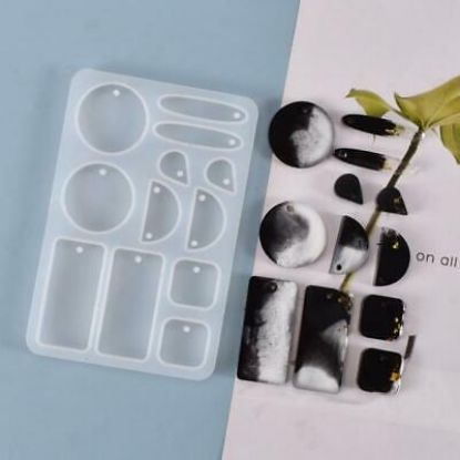 Picture of 6 x 2 Earings Mould