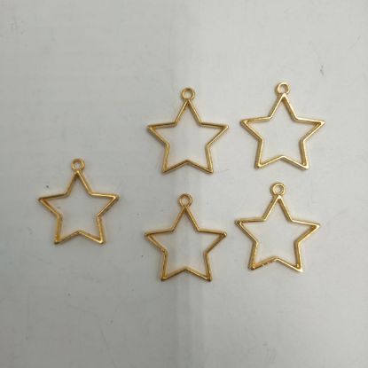 Picture of Golden Hollow Bezels Stars- Set of 10