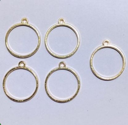 Picture of Gold Round Hollow Bezels  - set of 10